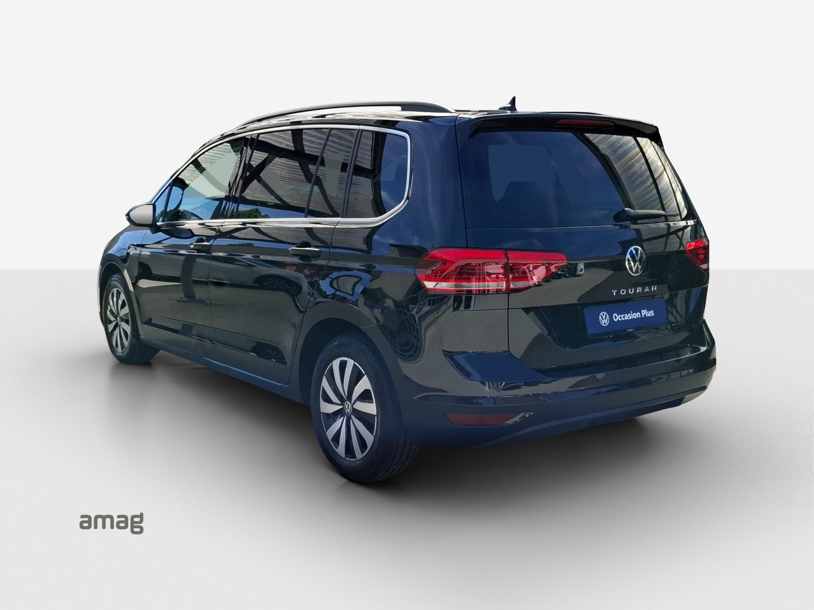 VW Touran Comfortline, Petrol, Second hand / Used, Automatic - 3