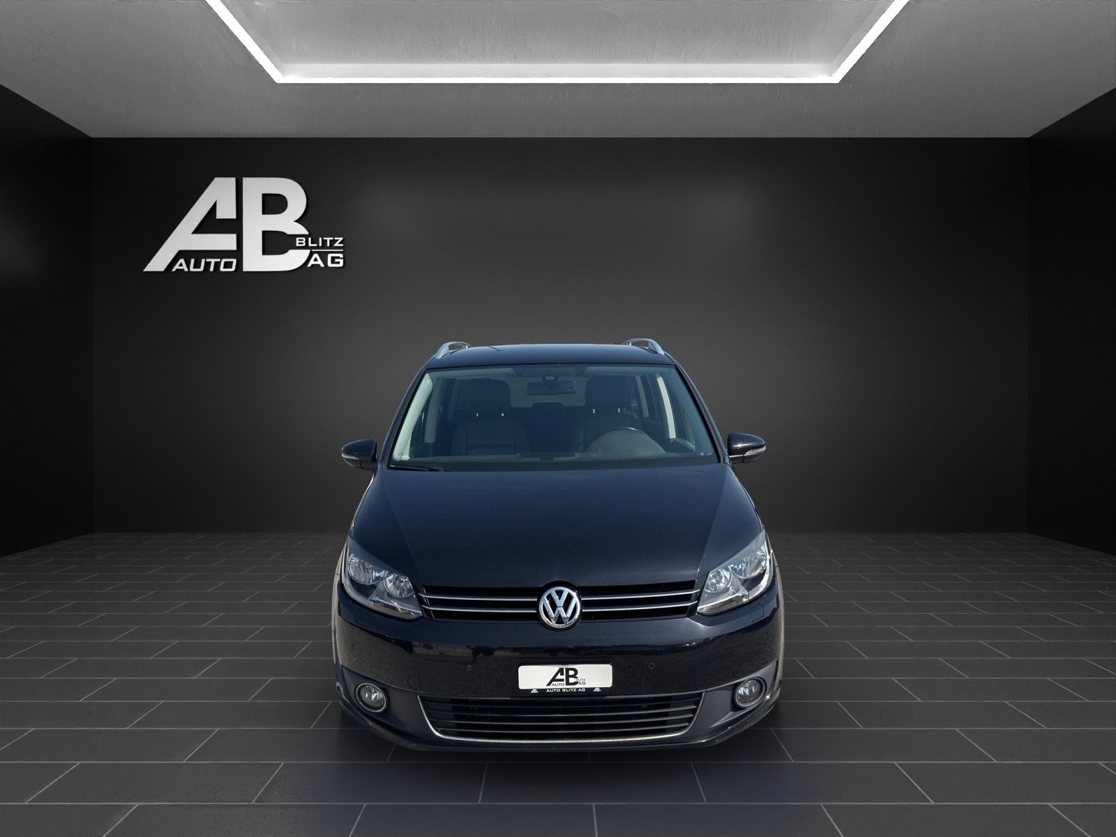 VW Touran 1.4 TSI Highline DSG * 7- Plätzer *