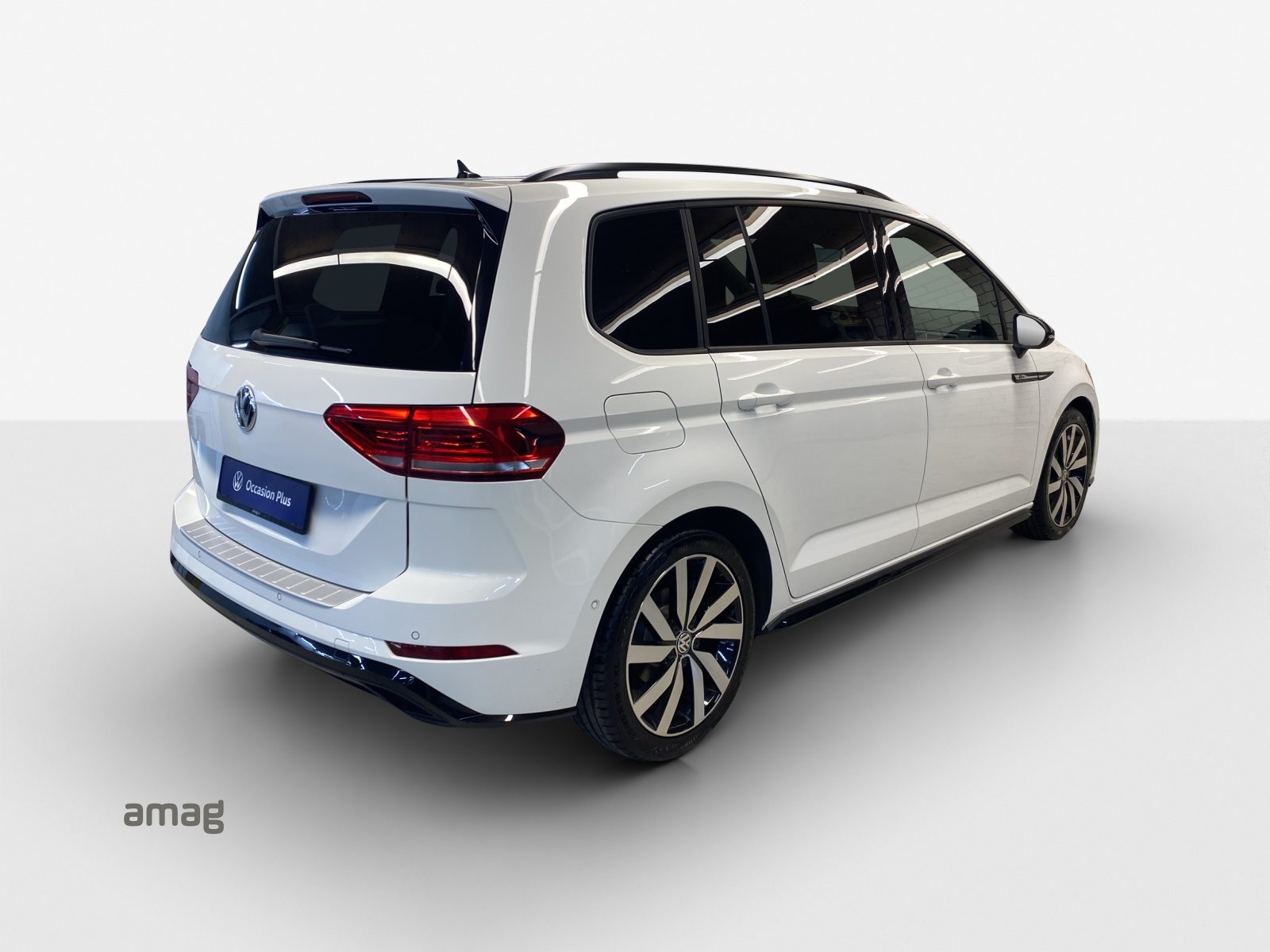 VW Touran Highline, Petrol, Second hand / Used, Automatic - 5