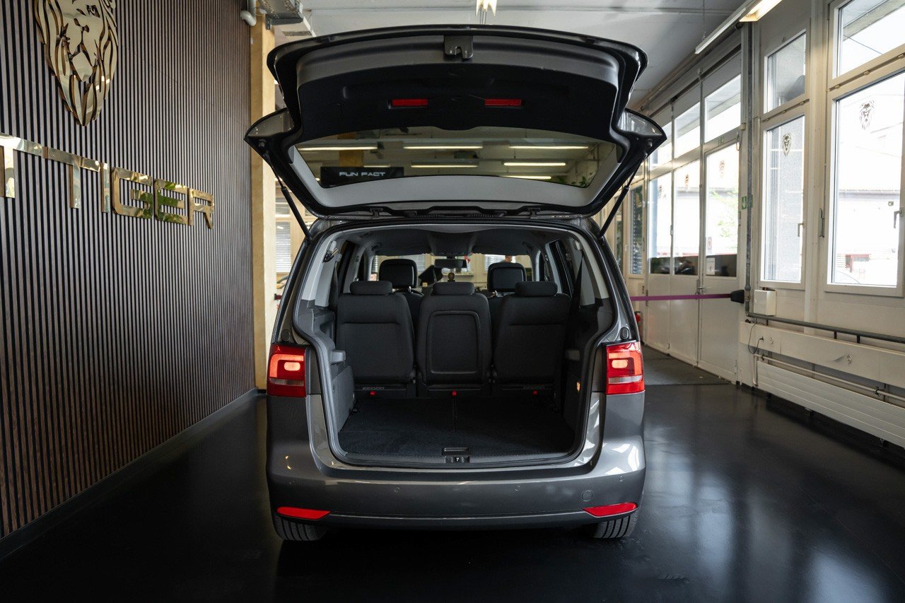 VW Touran 2.0 TDI Highline, Diesel, Occasion / Gebraucht, Handschaltung - 6