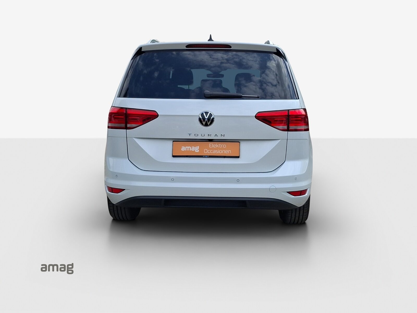 VW Touran Highline, Petrol, Second hand / Used, Automatic - 4