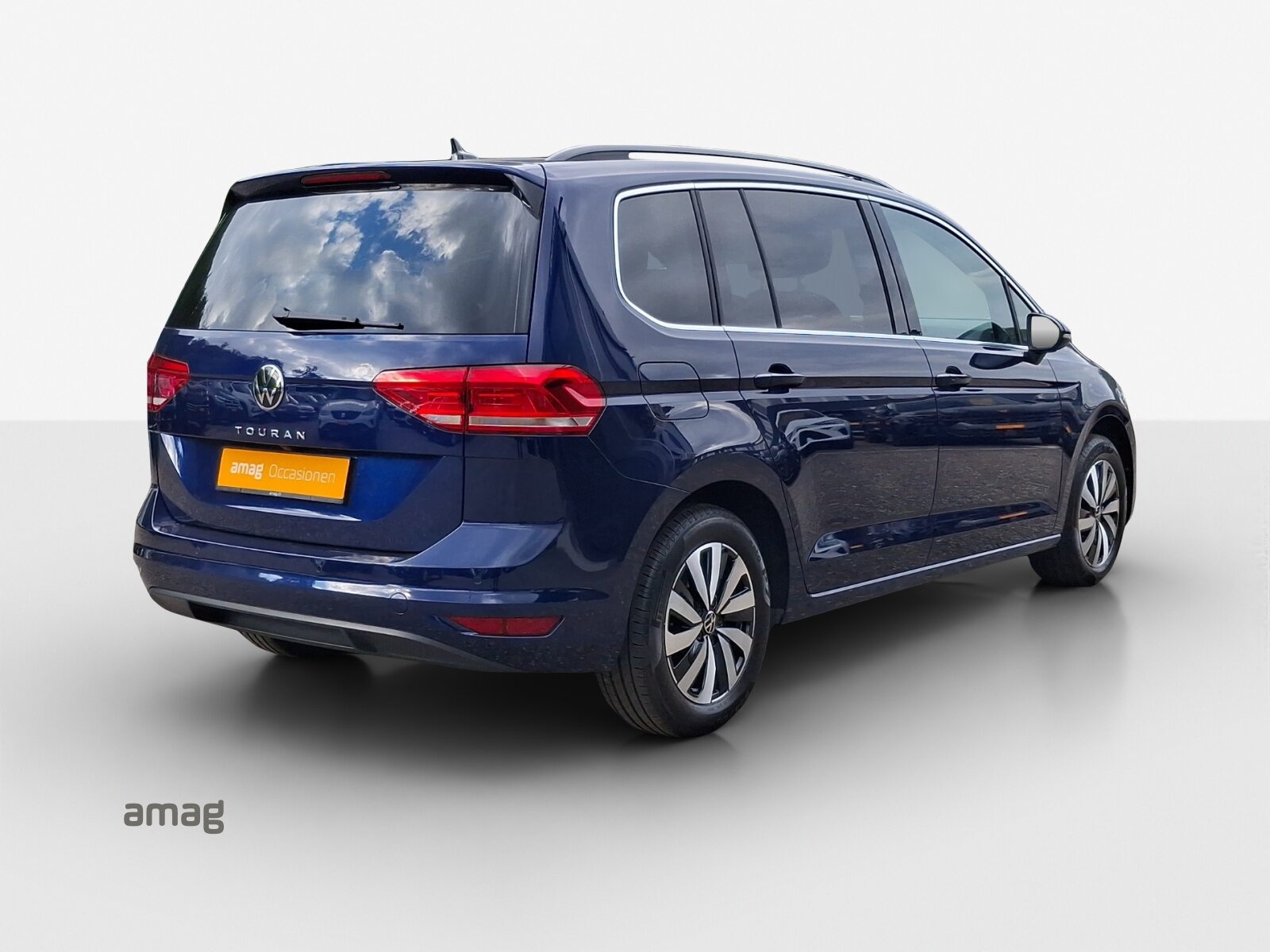VW Touran Comfortline, Petrol, Second hand / Used, Automatic - 5