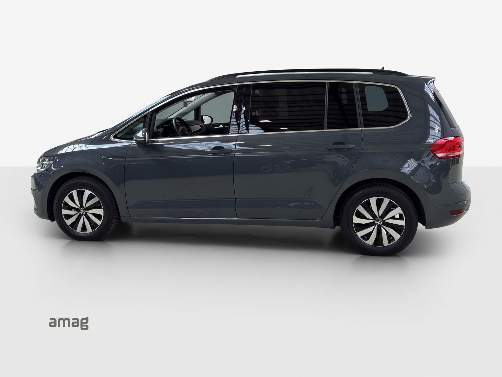 VW Touran Comfortline, Benzin, Occasion / Gebraucht, Automatik - 2