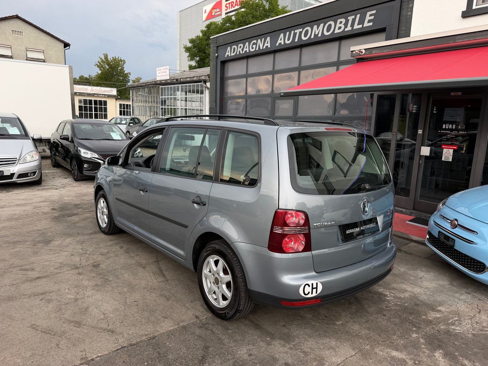 VW Touran 1.9 TDI BlueMotion Highline 7Plätzer, Diesel, Occasion / Gebraucht, Handschaltung - 6