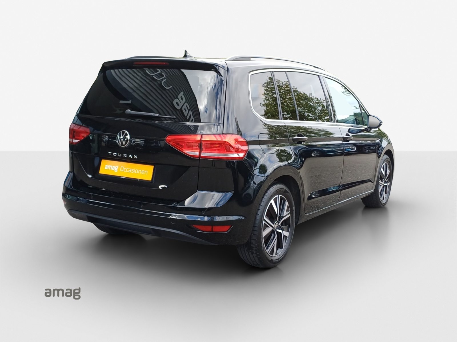 VW Touran Comfortline, Petrol, Second hand / Used, Automatic - 5