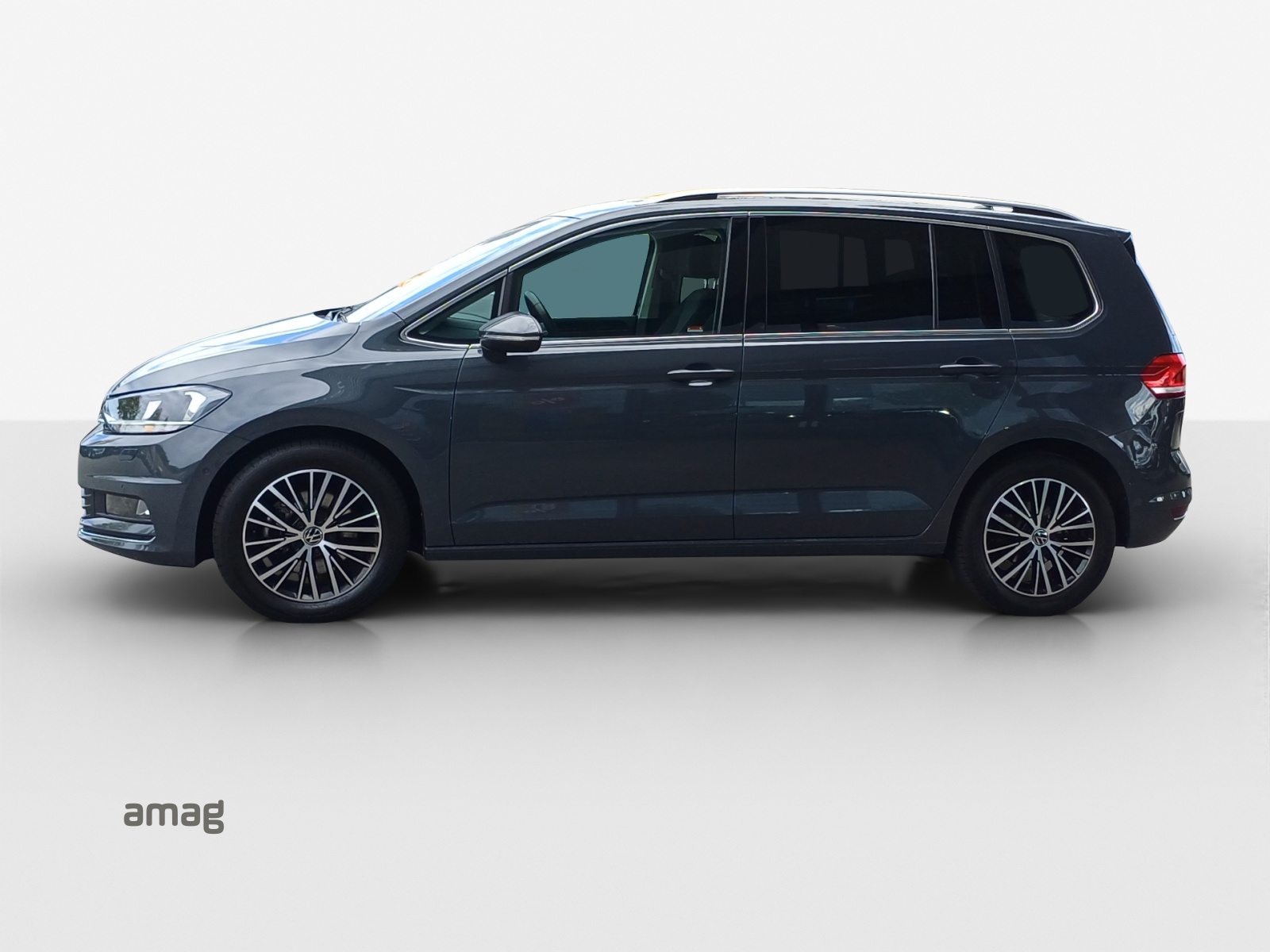 VW Touran Highline, Petrol, Second hand / Used, Automatic - 2
