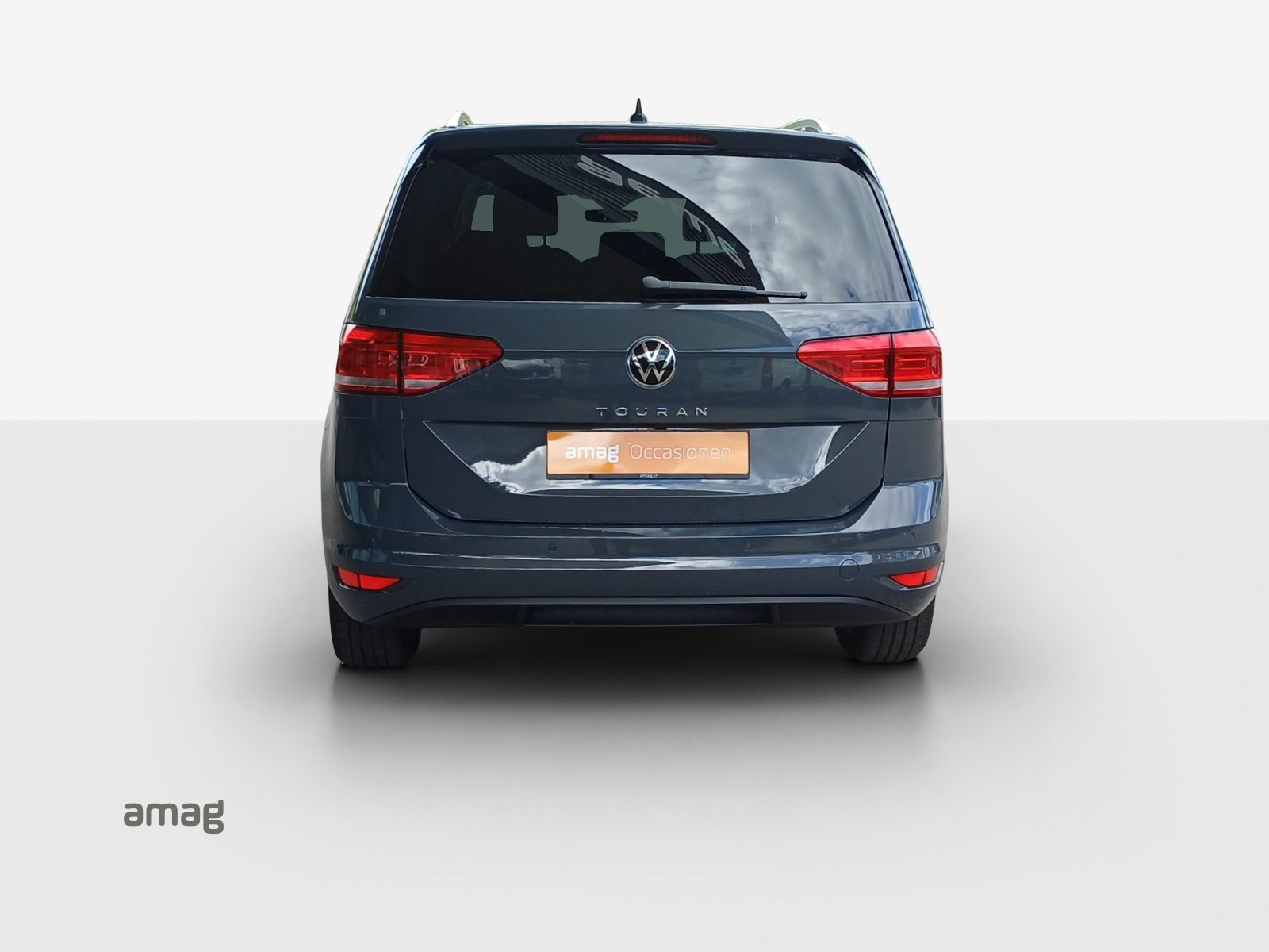 VW Touran Highline, Petrol, Second hand / Used, Automatic - 4