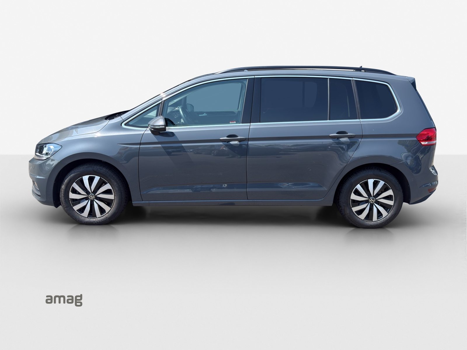 VW Touran Comfortline, Benzin, Occasion / Gebraucht, Automatik - 2