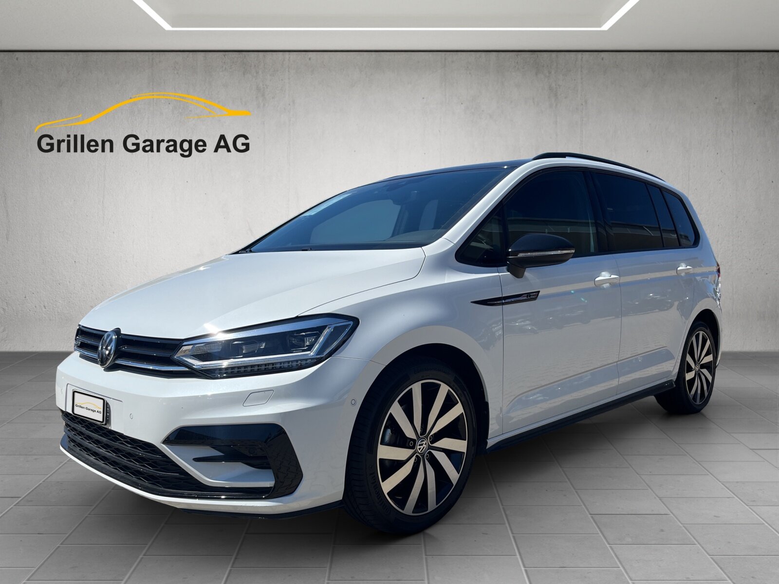 VW Touran 2.0 TDI SCR R-Line DSG