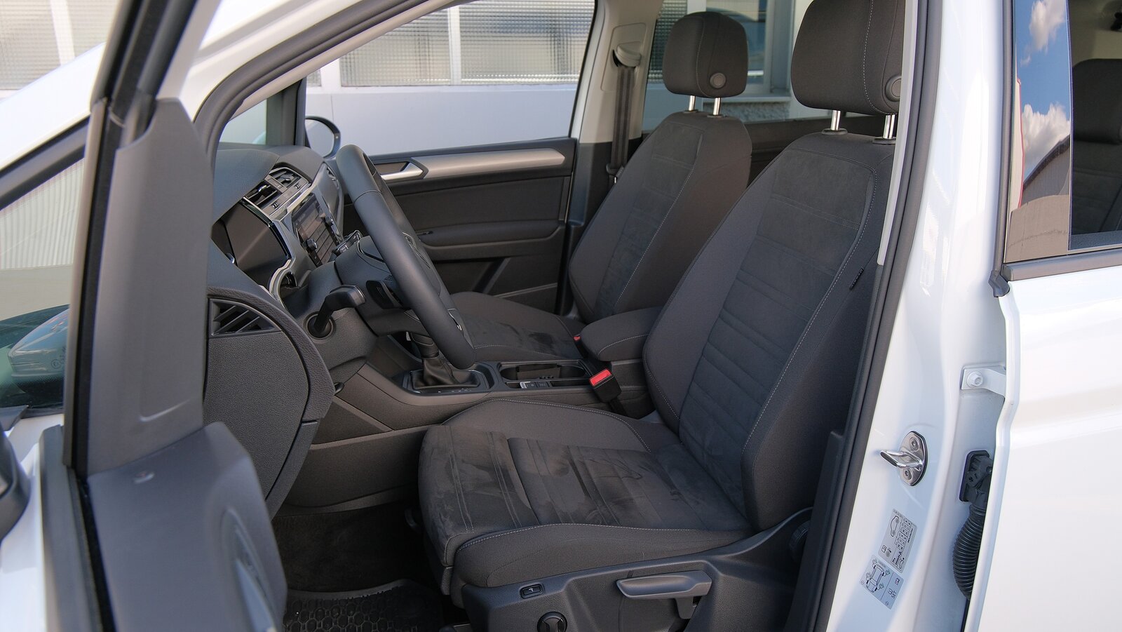 VW Touran 1.5 TSI EVO Comfortline United R Line DSG, Essence, Occasion / Utilisé, Automatique - 5