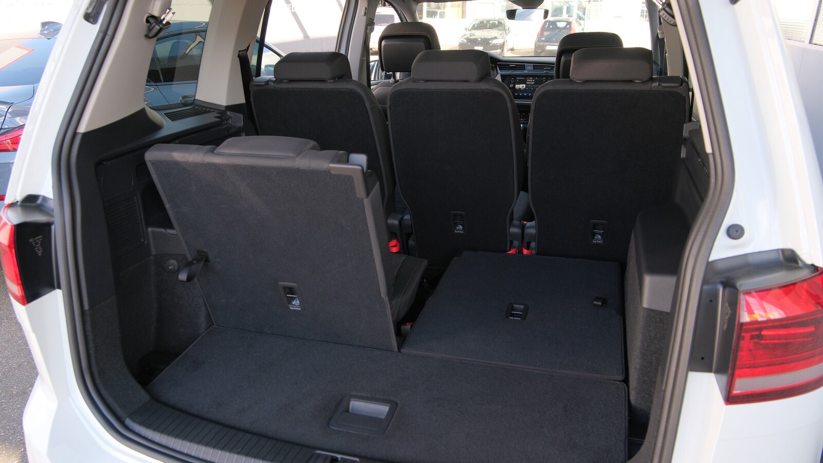 VW Touran 1.5 TSI EVO Comfortline United R Line DSG, Essence, Occasion / Utilisé, Automatique - 6