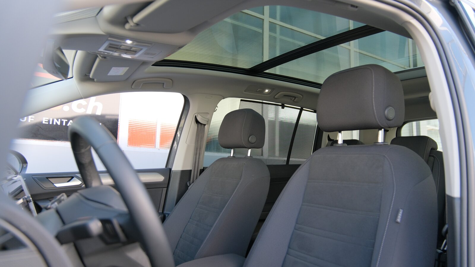 VW Touran 1.5 TSI EVO Comfortline United R Line DSG, Essence, Occasion / Utilisé, Automatique - 4