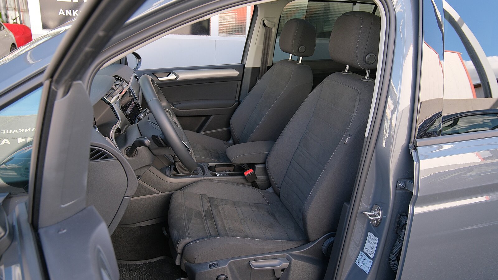VW Touran 1.5 TSI EVO Comfortline United R Line DSG, Essence, Occasion / Utilisé, Automatique - 5