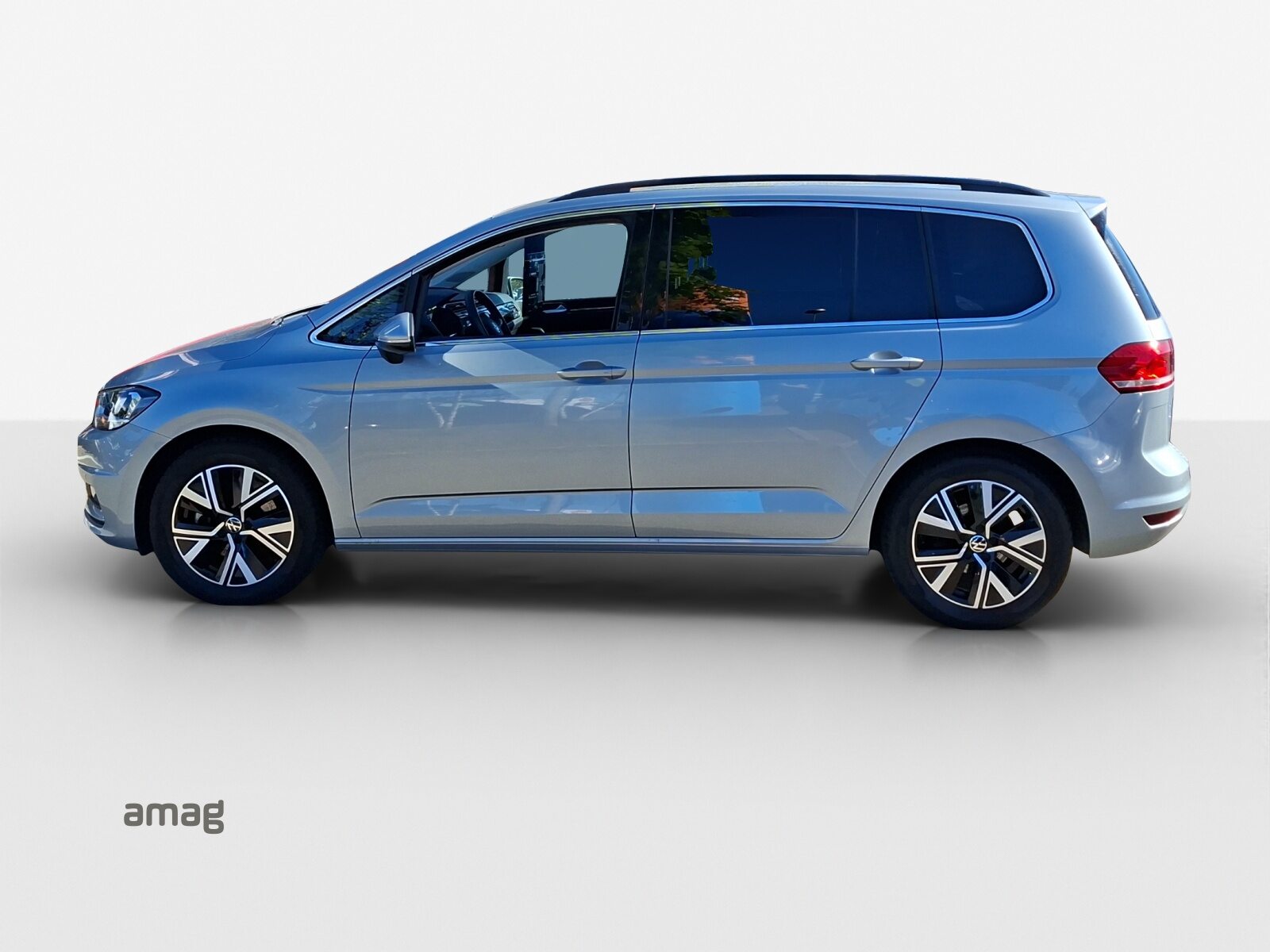 VW Touran Comfortline, Benzin, Occasion / Gebraucht, Automatik - 2