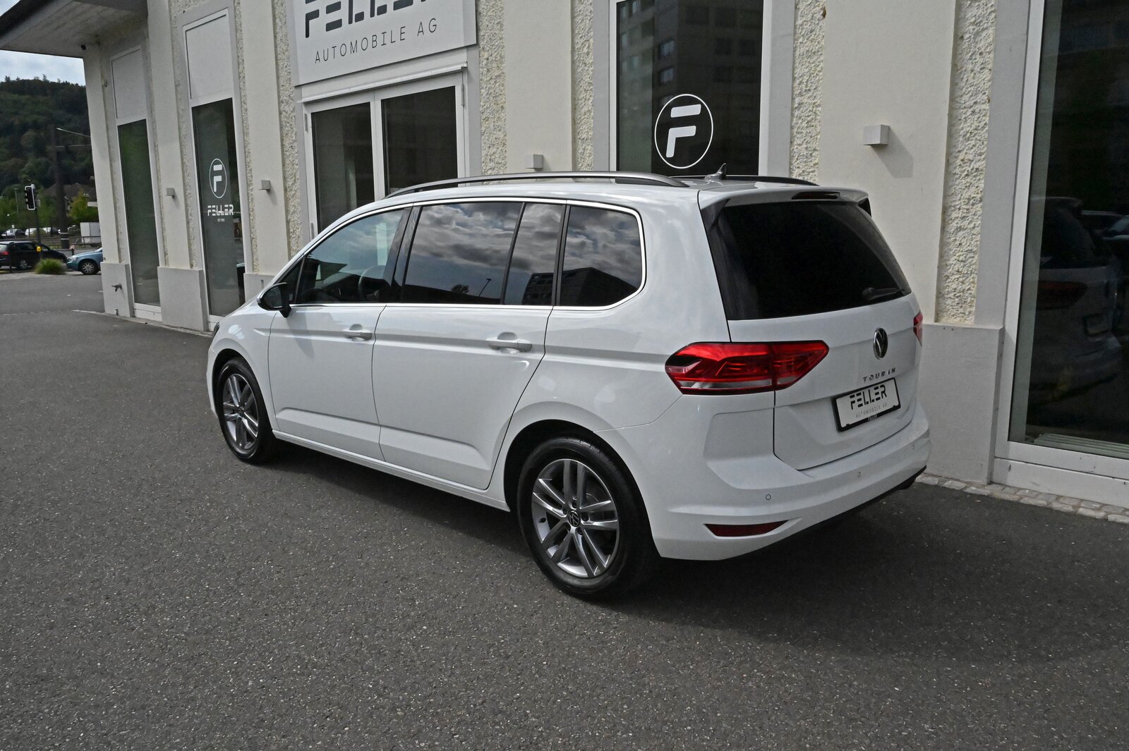 VW Touran 1.5 TSI EVO Comfortline DSG **Werksgarantie bis 20, Benzin, Occasion / Gebraucht, Automatik - 6