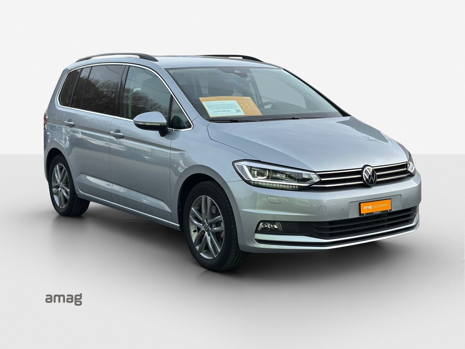 VW Touran UNITED, Benzin, Occasion / Gebraucht, Automatik - 6