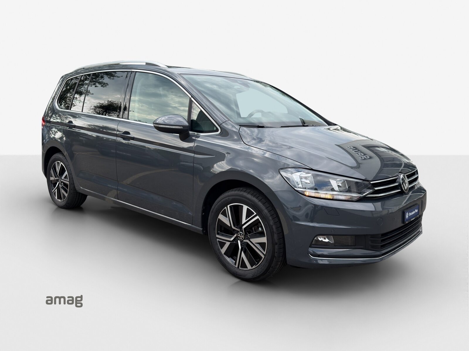 VW Touran Highline, Petrol, Second hand / Used, Automatic - 6