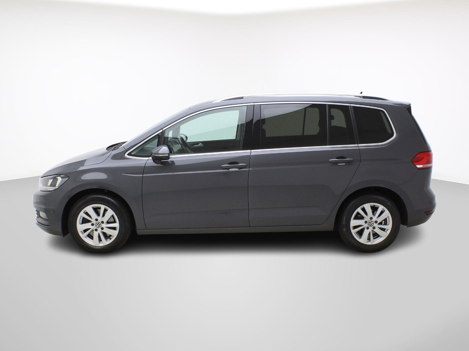 VW Touran 1.5 TSI DSG Highline, Benzin, Occasion / Gebraucht, Automatik - 3