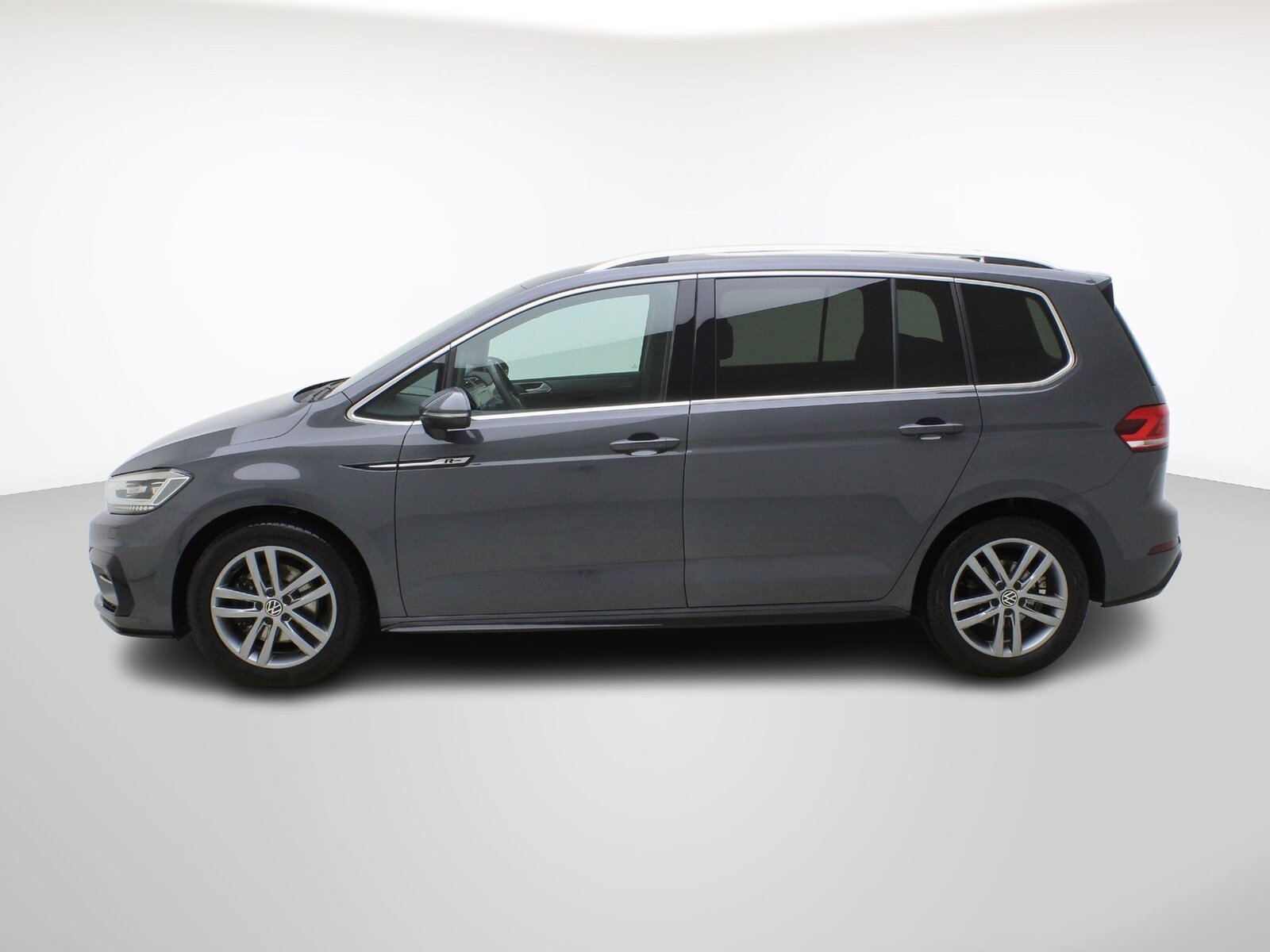 VW Touran 1.5 TSI DSG R-Line, Benzin, Occasion / Gebraucht, Automatik - 3