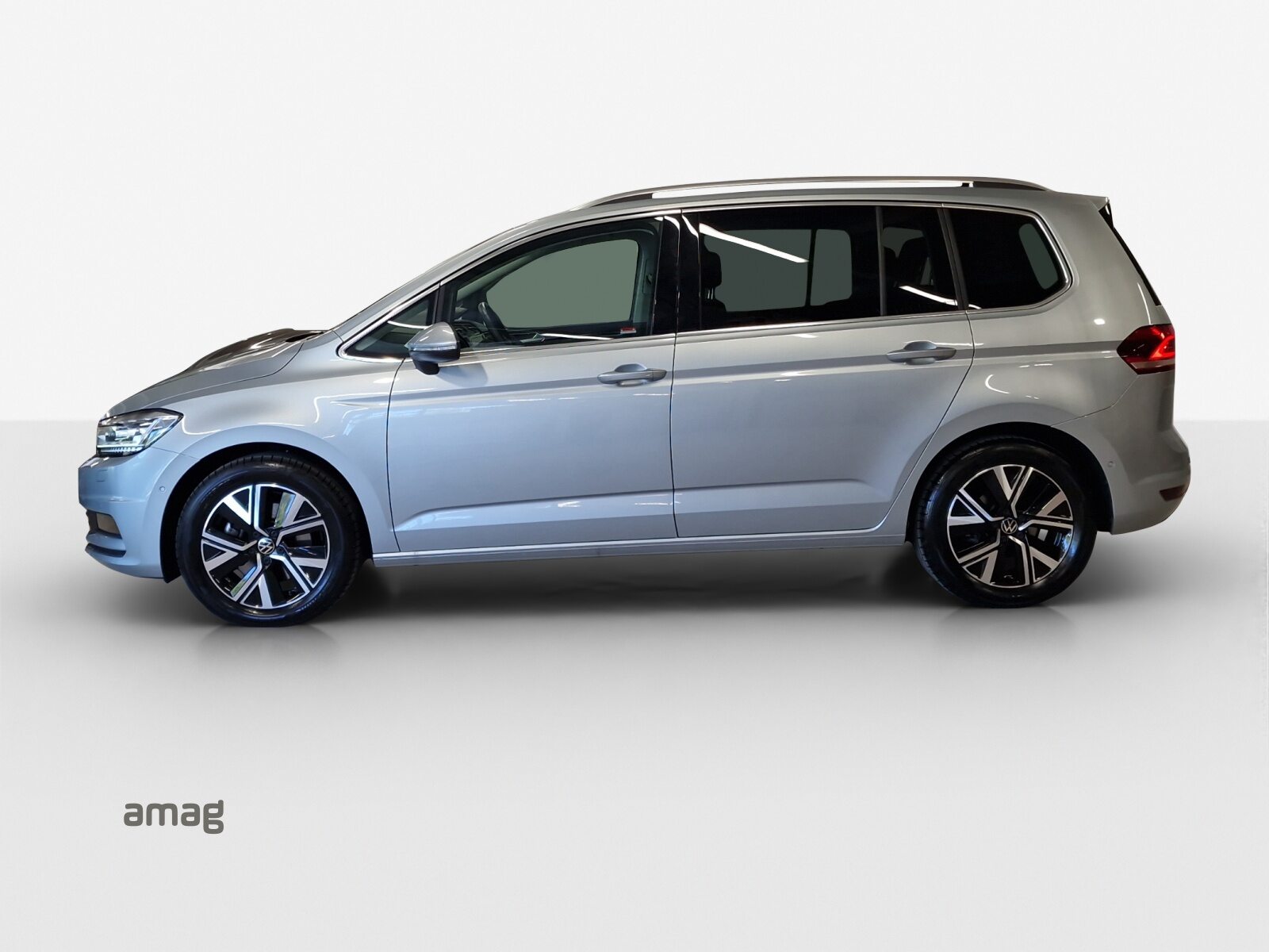 VW Touran Highline, Diesel, Second hand / Used, Automatic - 2