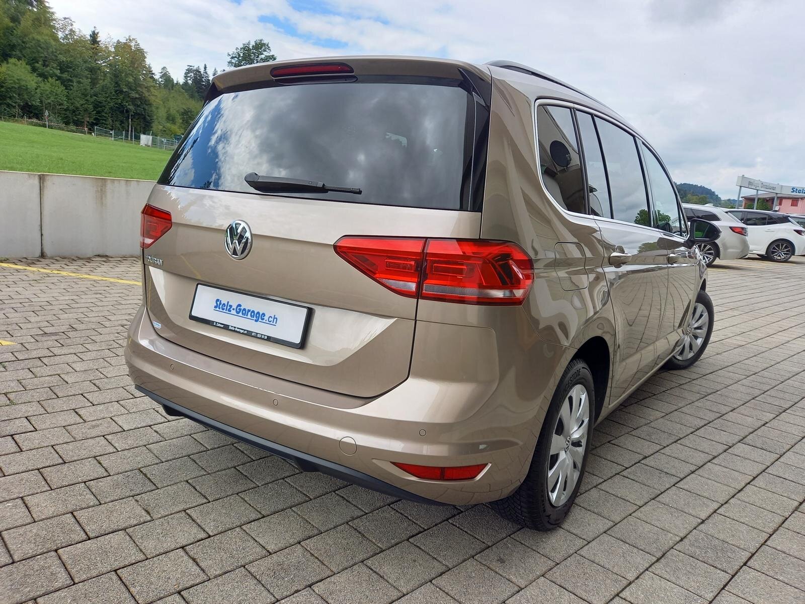 VW Touran 1.5 TSI Comfortline DSG, Benzina, Occasioni / Usate, Automatico - 2