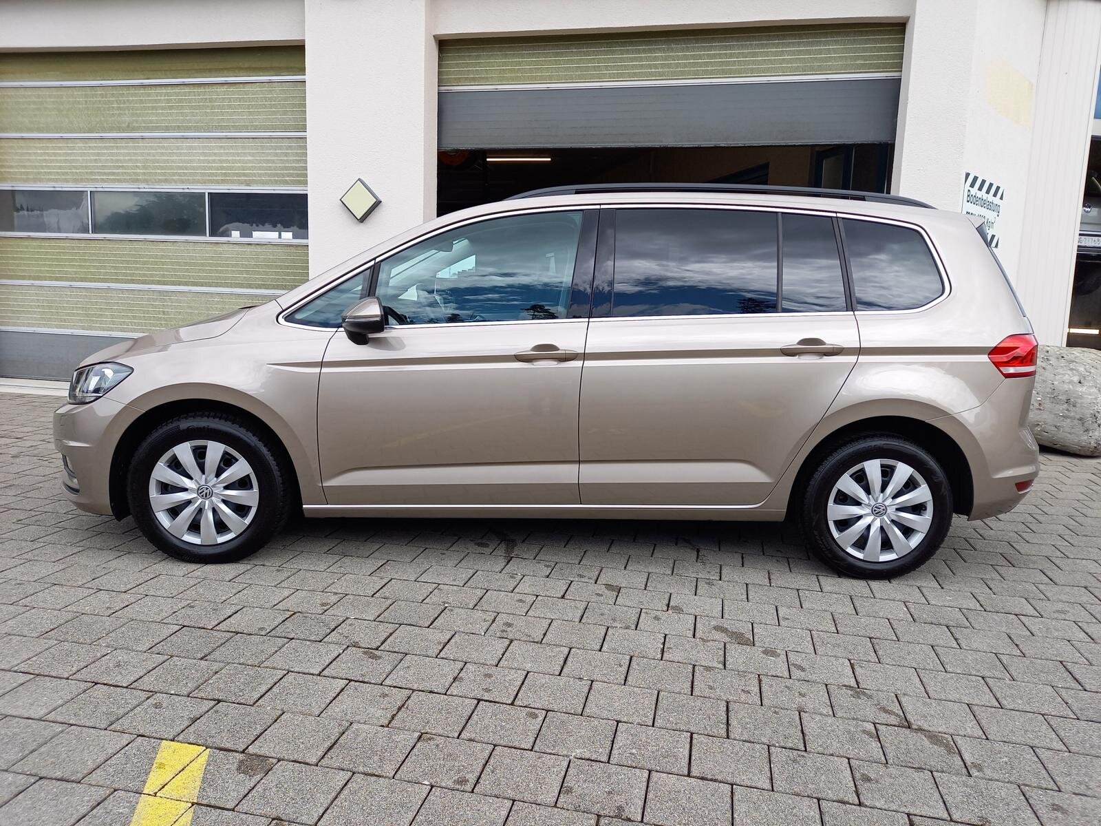 VW Touran 1.5 TSI Comfortline DSG, Benzina, Occasioni / Usate, Automatico - 3