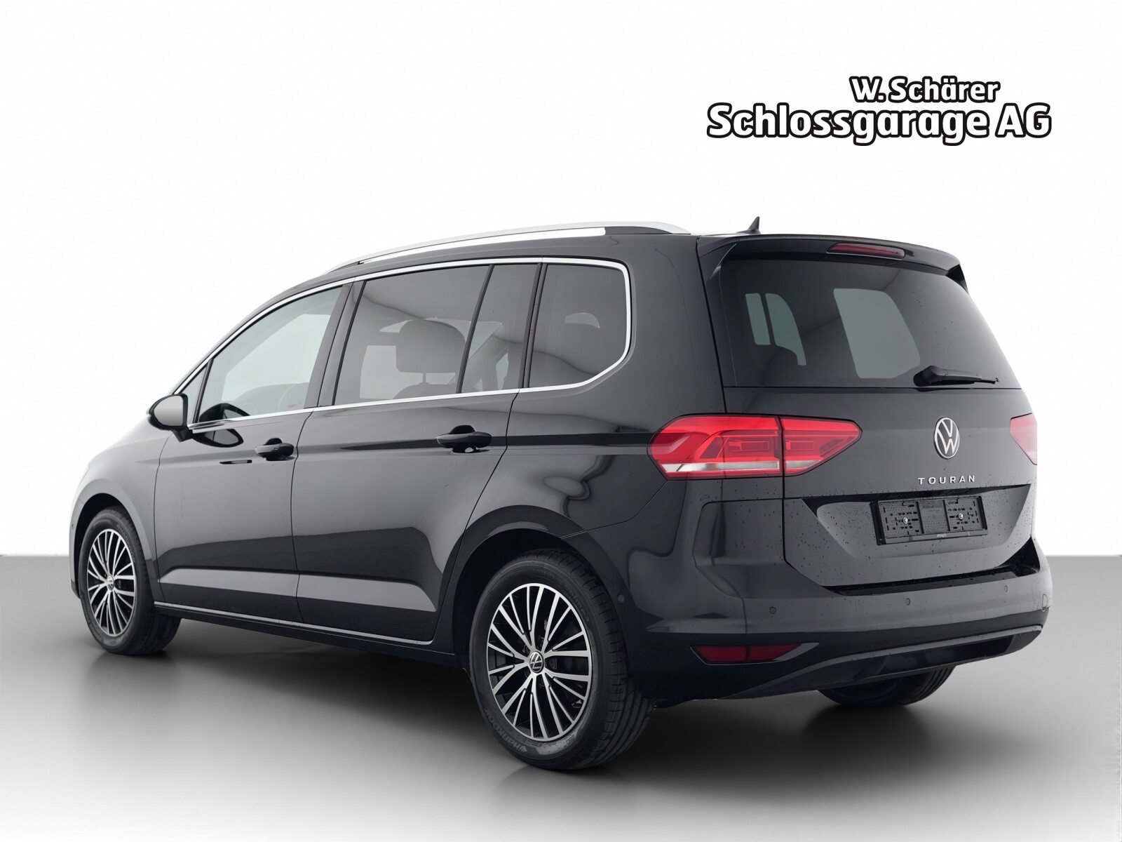 VW Touran Highline, Petrol, Second hand / Used, Automatic - 3