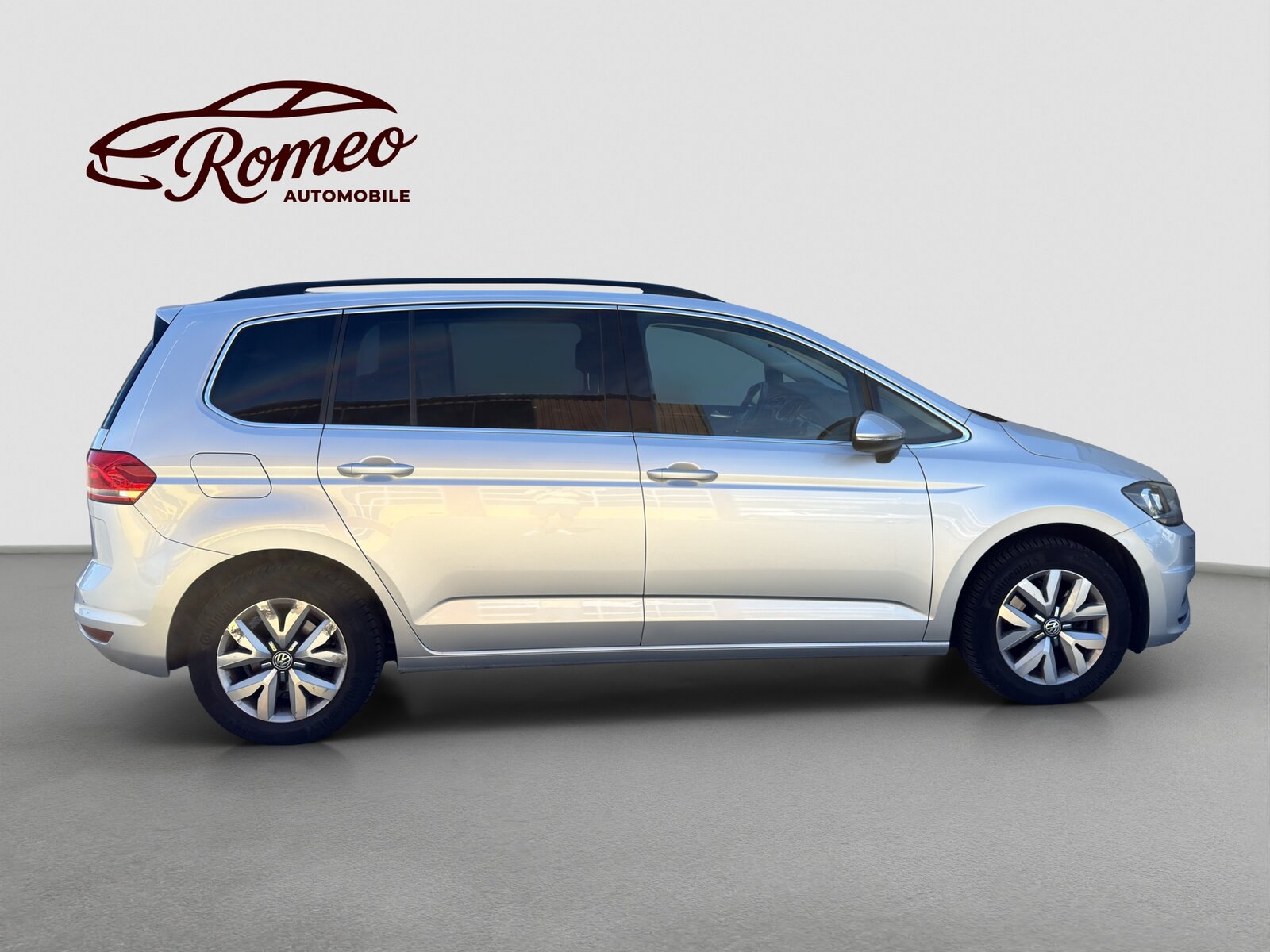VW Touran 1.6 TDI BlueMotion Technology Comfortline DSG ** F, Diesel, Second hand / Used, Automatic - 5