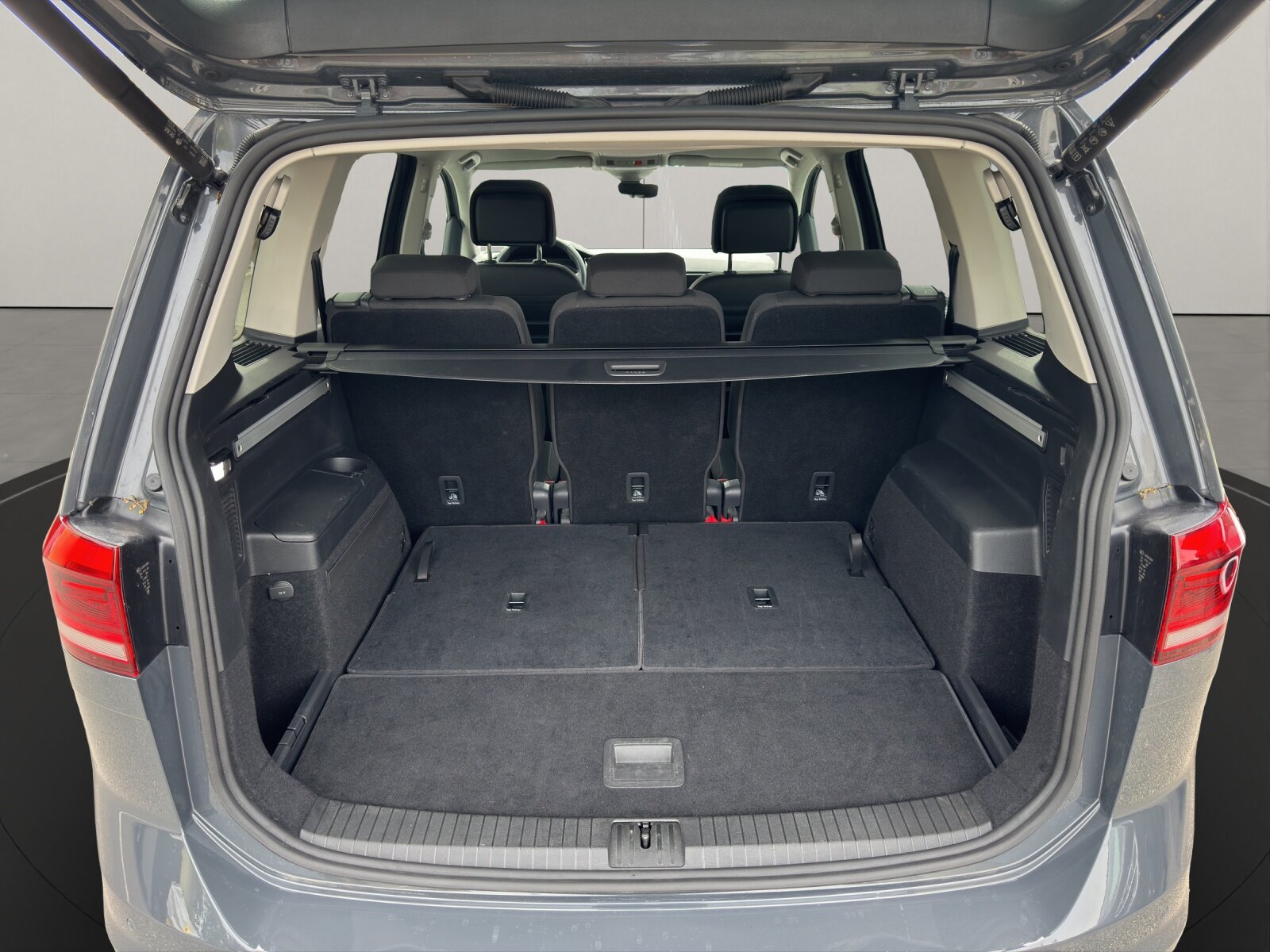 VW Touran 1.5 TSI Comfortline DSG, Benzin, Occasion / Gebraucht, Automatik - 5