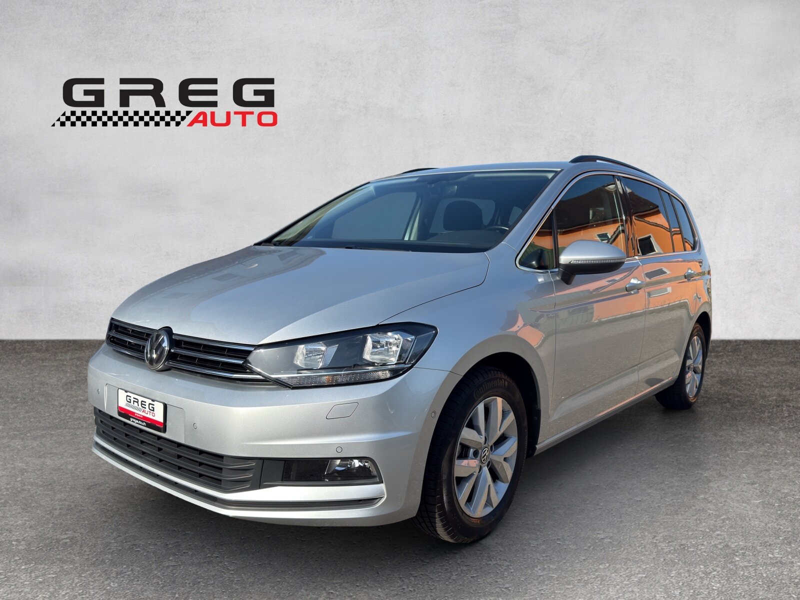 VW Touran 1.6 TDI BlueMotion Technology Comfortline DSG, Diesel, Second hand / Used, Automatic - 2