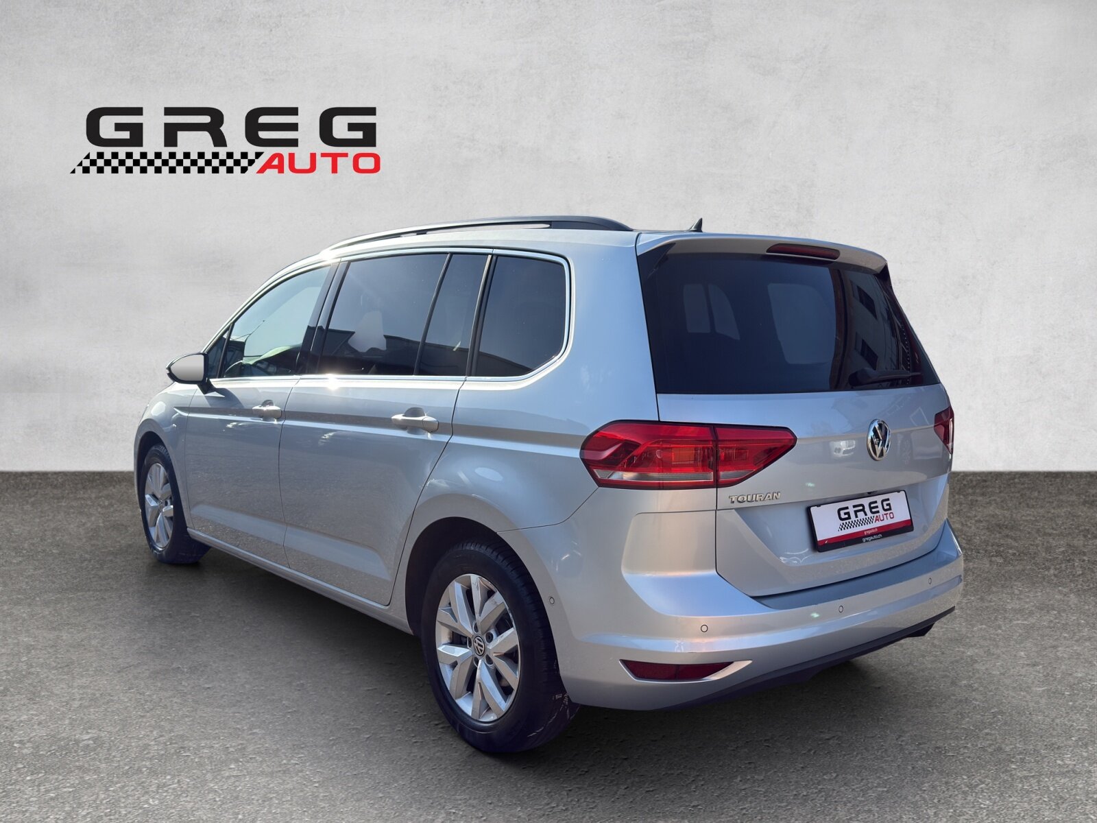 VW Touran 1.6 TDI BlueMotion Technology Comfortline DSG, Diesel, Second hand / Used, Automatic - 3