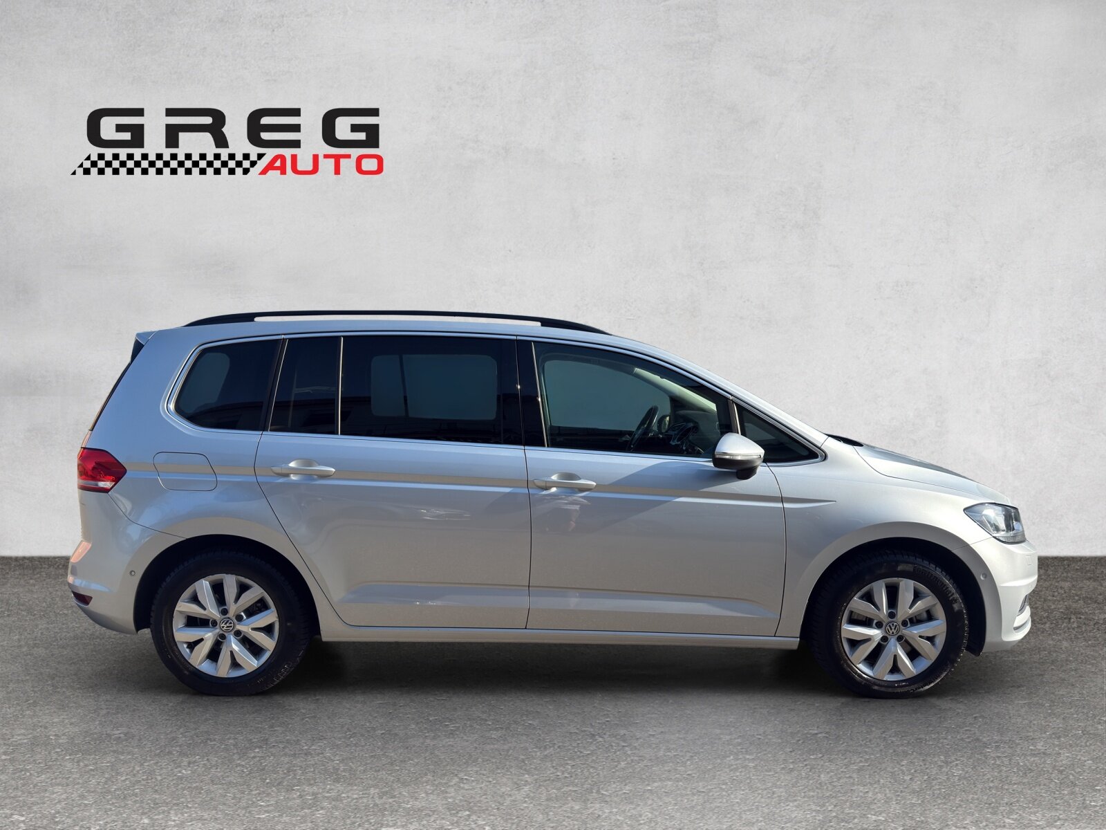 VW Touran 1.6 TDI BlueMotion Technology Comfortline DSG, Diesel, Second hand / Used, Automatic - 5