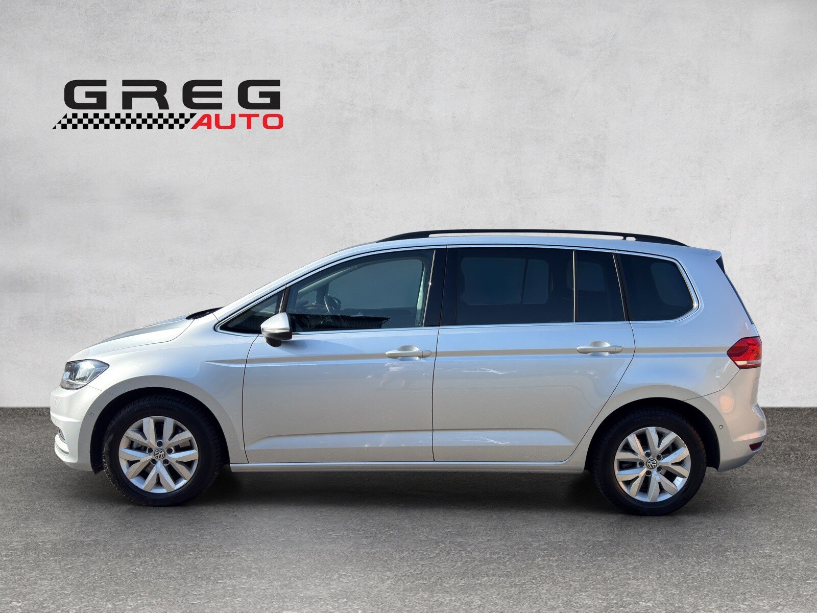 VW Touran 1.6 TDI BlueMotion Technology Comfortline DSG, Diesel, Second hand / Used, Automatic - 6