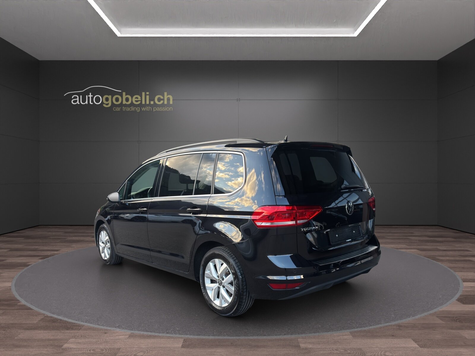 VW Touran 1.5 TSI EVO Comfortline DSG, Benzin, Occasion / Gebraucht, Automatik - 2
