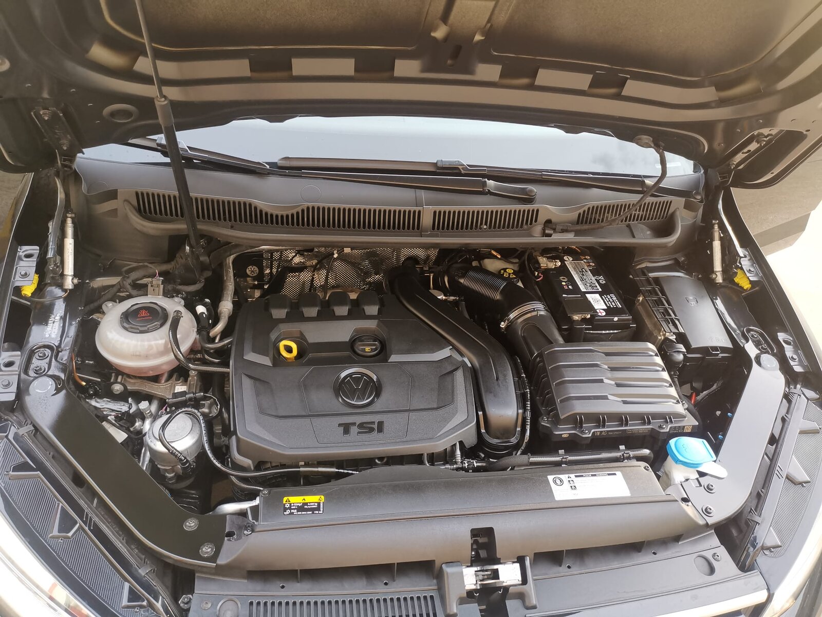 VW Touran 1.5 TSI EVO Highline DSG R-line ** 7-Sitzer ** Ab MF, Benzin, Occasion / Gebraucht, Automatik - 6