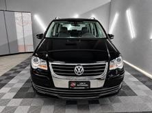 VW Touran 2.0 TDI Trendline, Diesel, Second hand / Used, Manual - 2