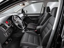 VW Touran 2.0 TDI Trendline, Diesel, Second hand / Used, Manual - 7