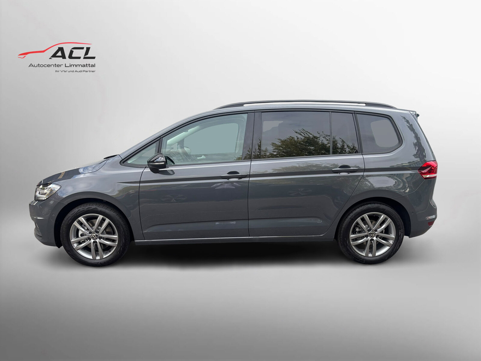 VW Touran Highline UNITED, Benzina, Occasioni / Usate, Automatico - 3