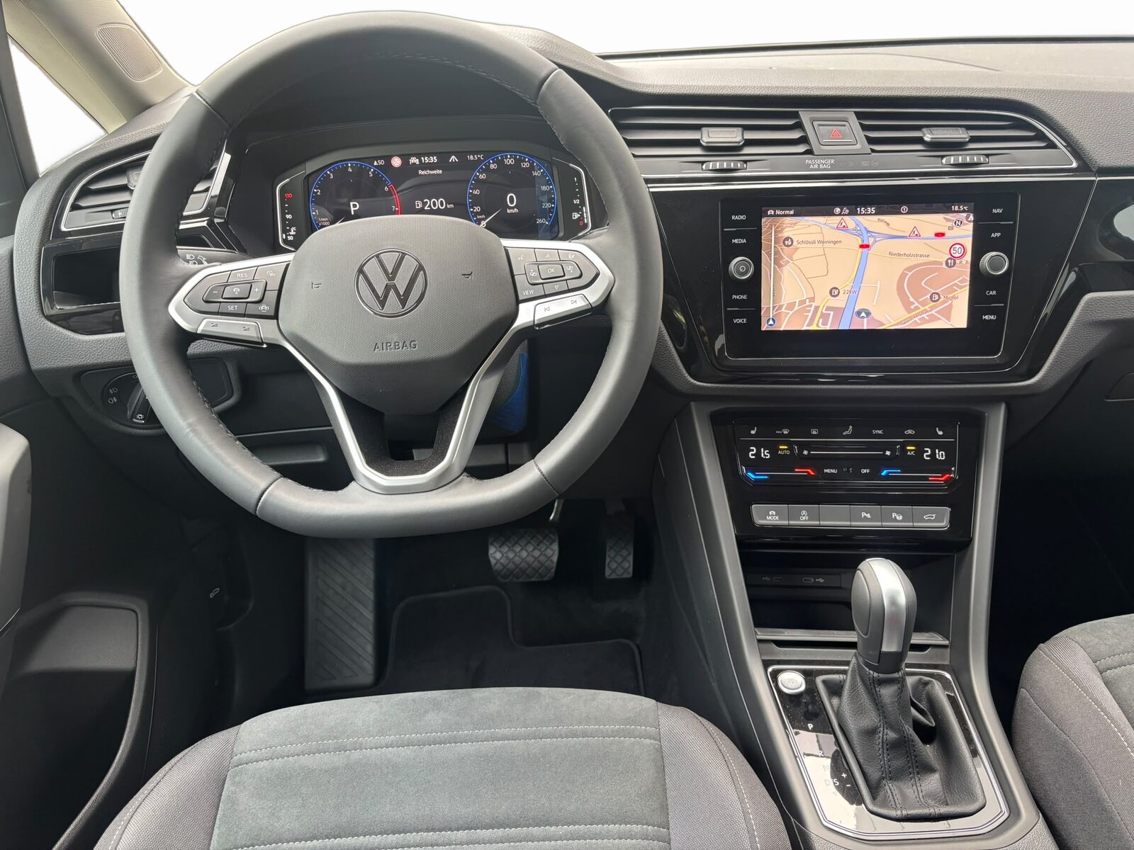 VW Touran Highline UNITED, Benzina, Occasioni / Usate, Automatico - 6
