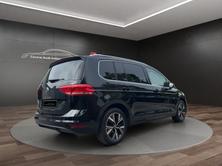VW Touran Highline, Petrol, Second hand / Used, Automatic - 6