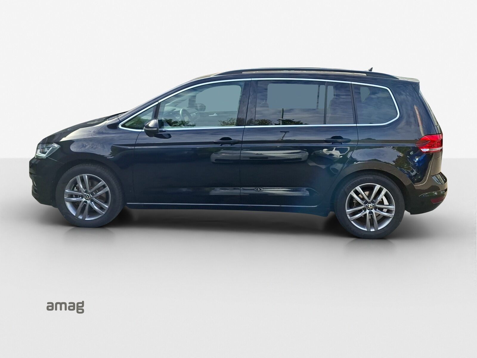 VW Touran UNITED, Benzin, Occasion / Gebraucht, Automatik - 2