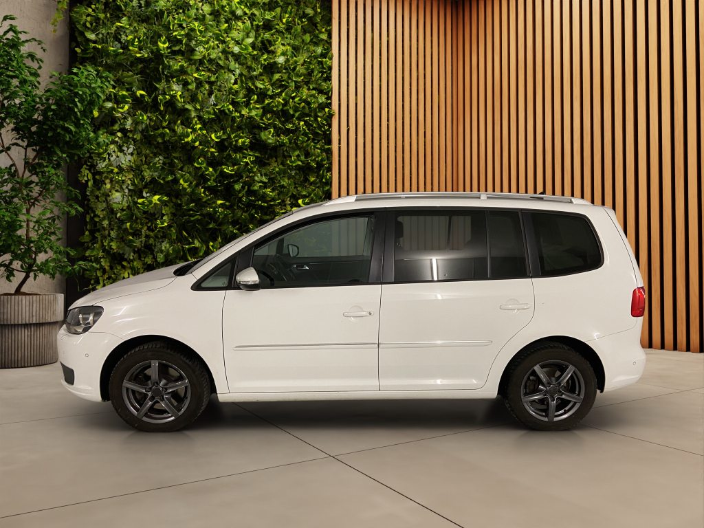 VW TOURAN 1.4 TSI 140 Highline DSG / 7 Plätze, Essence, Occasion / Utilisé, Automatique - 3