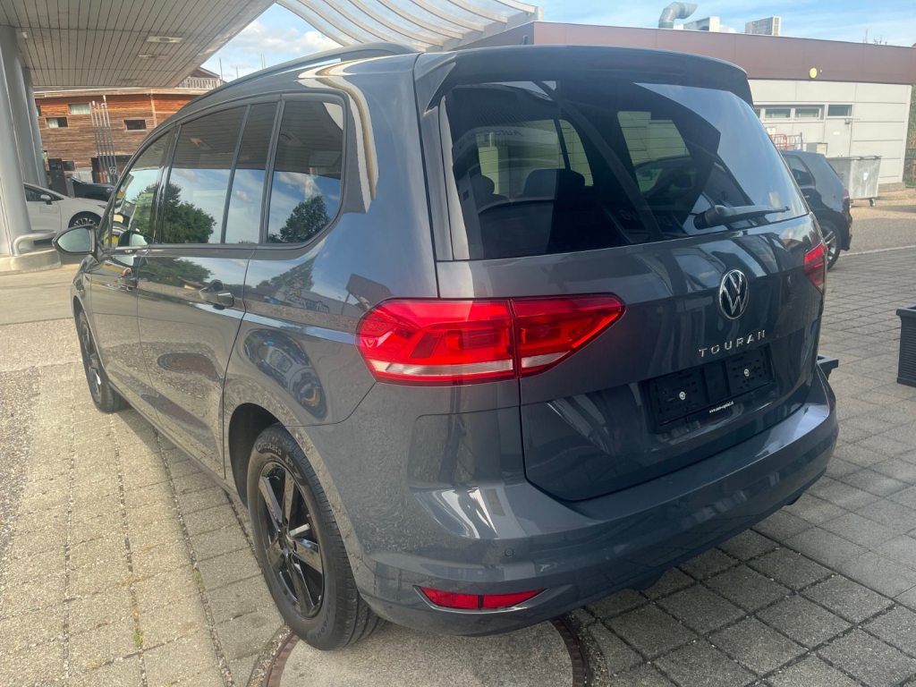VW TOURAN 1.5 TSI Comfortline DSG, Petrol, Second hand / Used, Automatic - 5