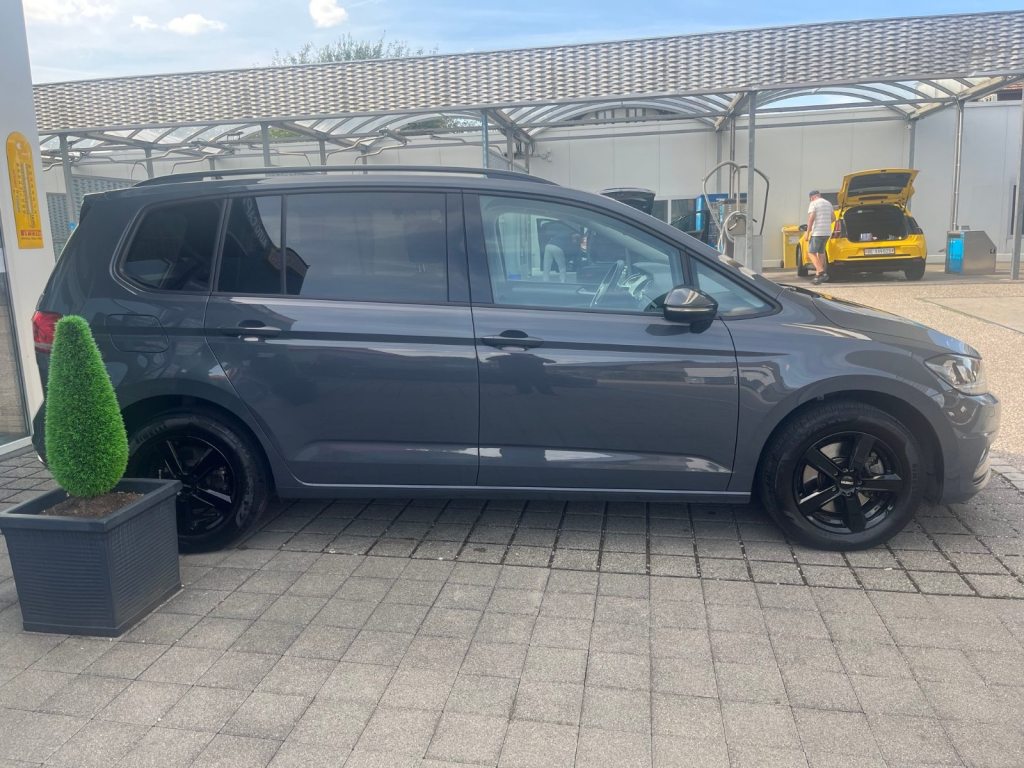 VW TOURAN 1.5 TSI Comfortline DSG, Petrol, Second hand / Used, Automatic - 7
