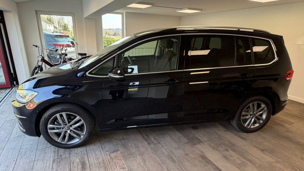 VW Touran 1.5 TSI Highline DSG, Benzin, Occasion / Gebraucht, Automatik - 6