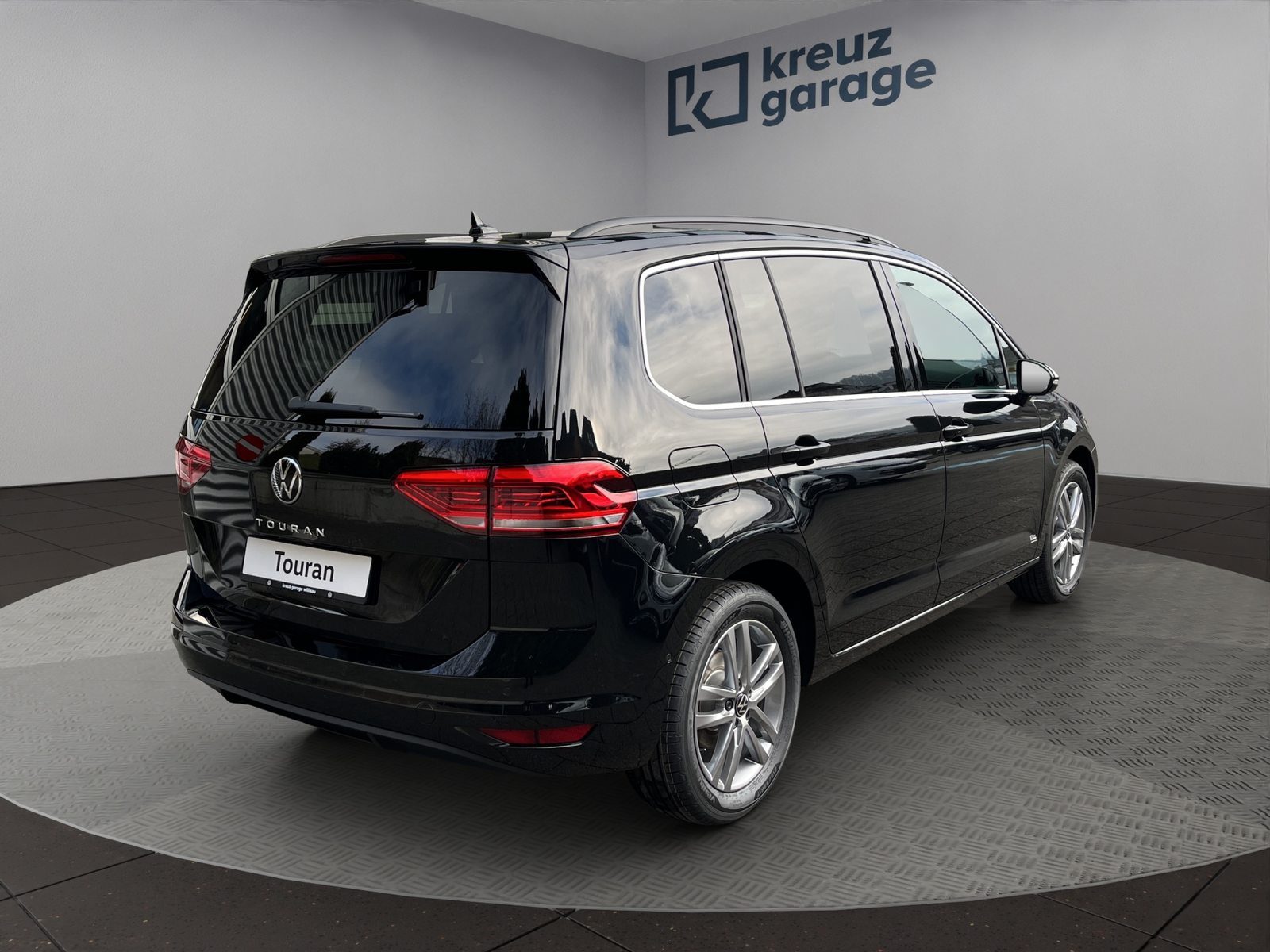 VW Touran UNITED, Benzin, Vorführwagen, Automatik - 3