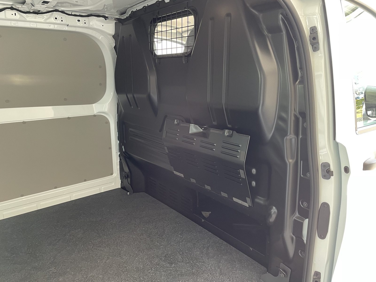 VW Transporter Kastenwagen RS 3100mm, Diesel, New car, Manual - 5