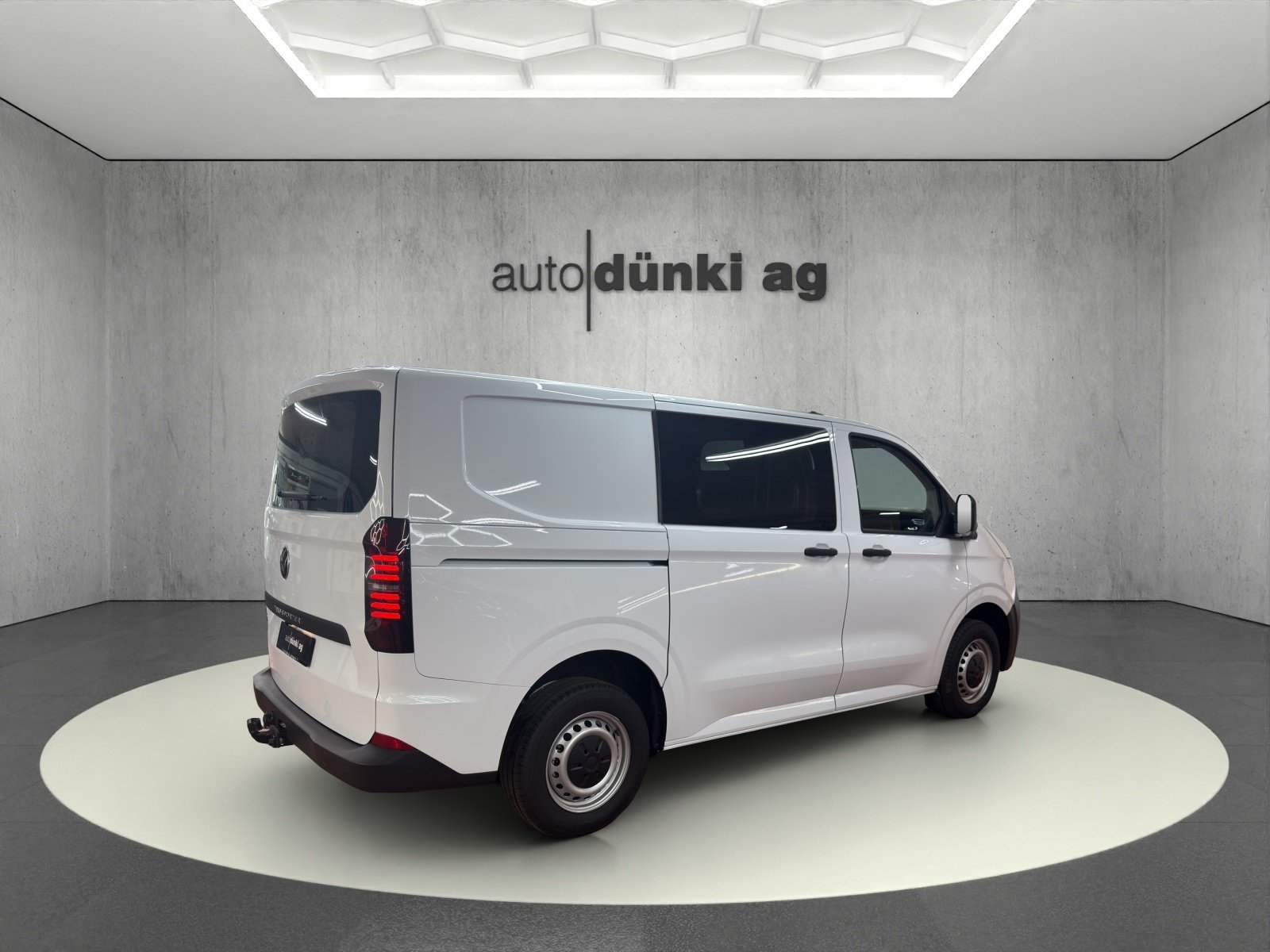 VW Transporter 2.0 TDI, Diesel, New car, Manual - 3