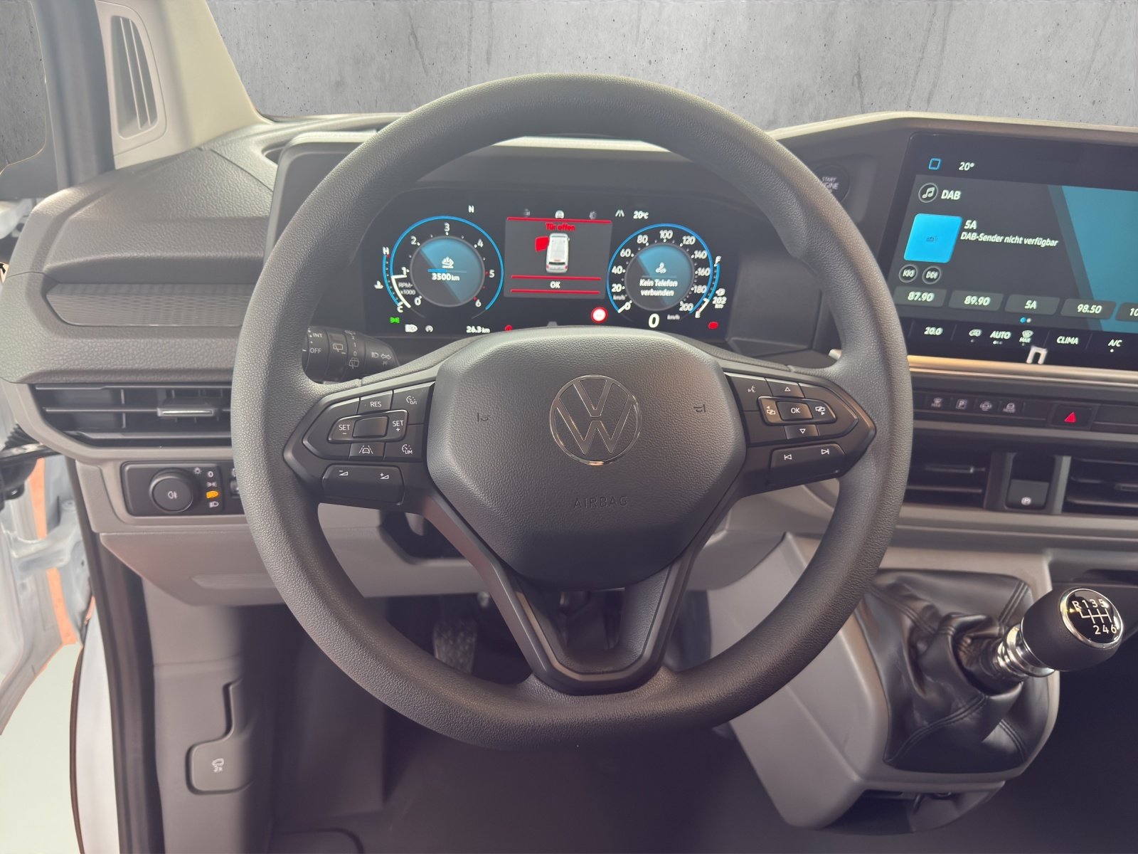 VW Transporter 2.0 TDI, Diesel, New car, Manual - 6