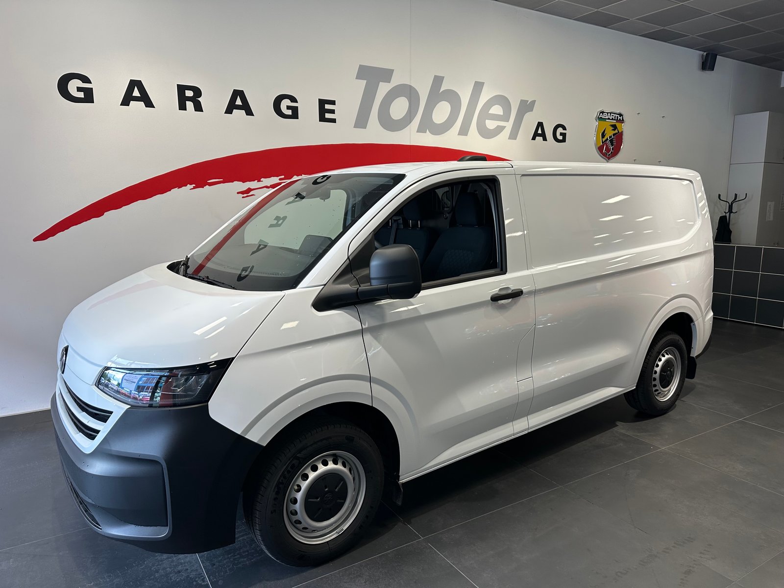 VW Transporter 2.0 TDI, Diesel, New car, Manual - 2